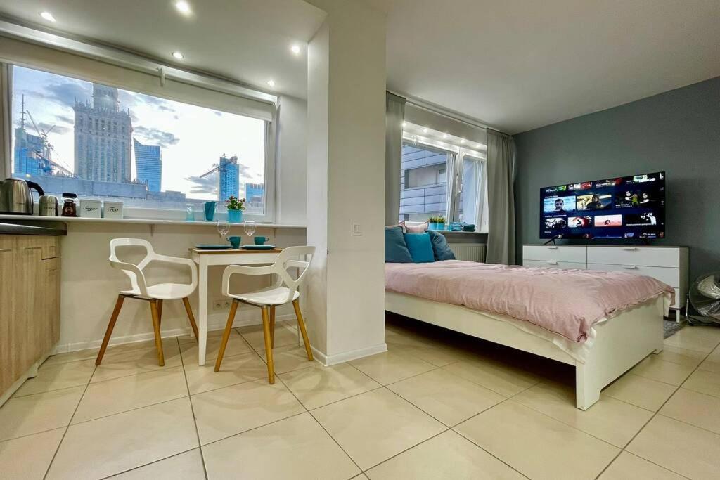 Gold 3 Metro X2 Wifi 300 Mbs 60'Tv Netflix Hbo Appletv+ Apartment Warsawa Bagian luar foto