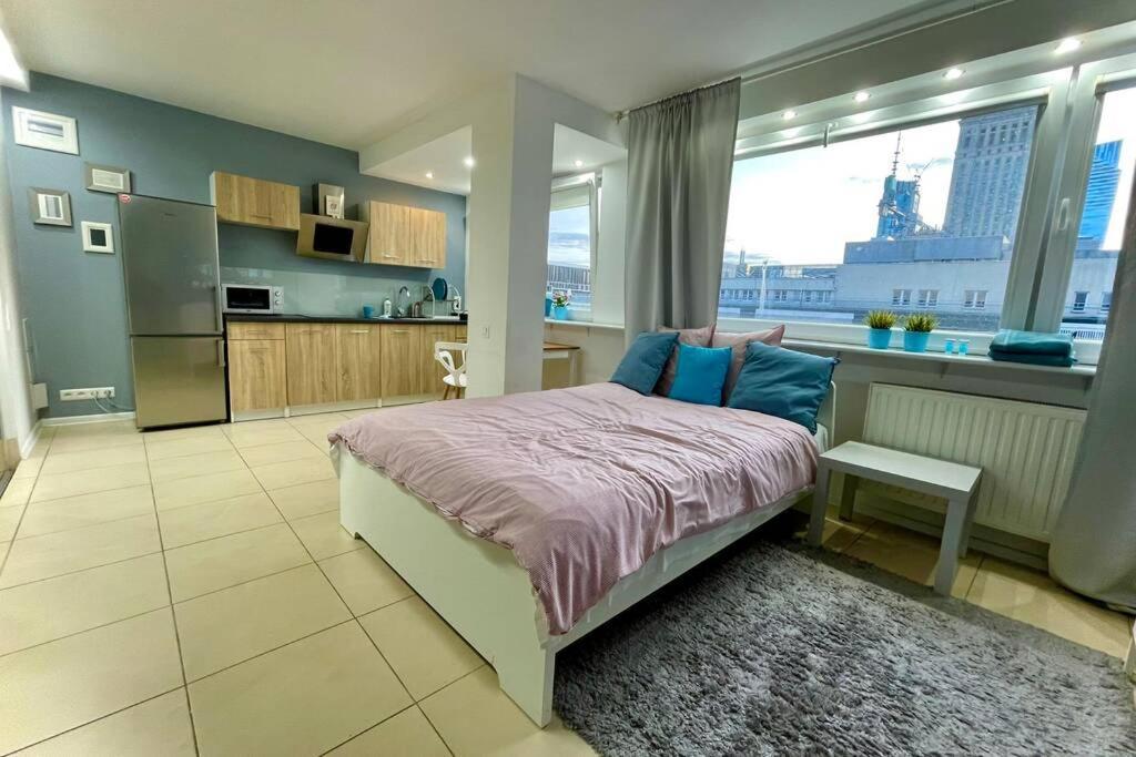 Gold 3 Metro X2 Wifi 300 Mbs 60'Tv Netflix Hbo Appletv+ Apartment Warsawa Bagian luar foto