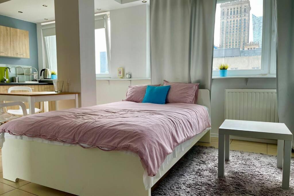 Gold 3 Metro X2 Wifi 300 Mbs 60'Tv Netflix Hbo Appletv+ Apartment Warsawa Bagian luar foto