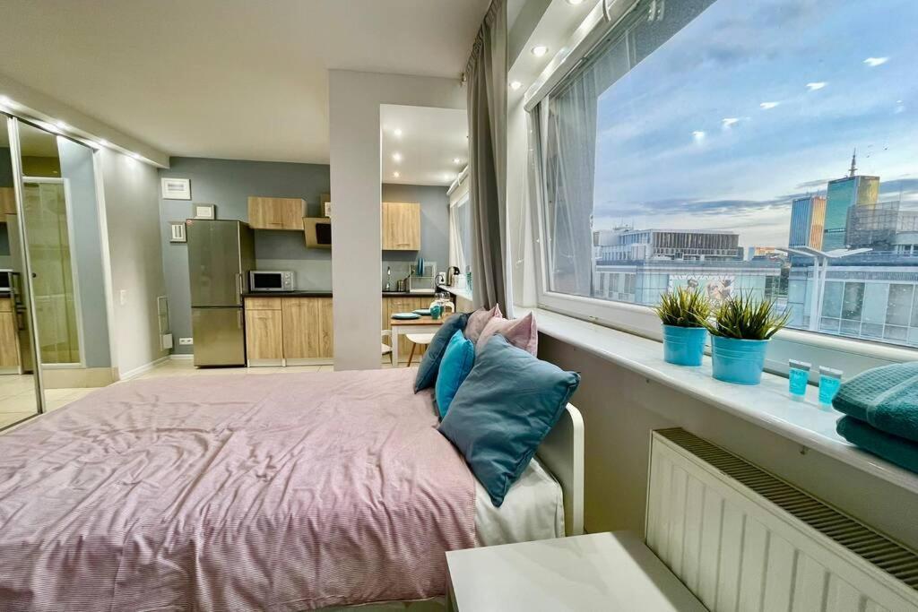 Gold 3 Metro X2 Wifi 300 Mbs 60'Tv Netflix Hbo Appletv+ Apartment Warsawa Bagian luar foto