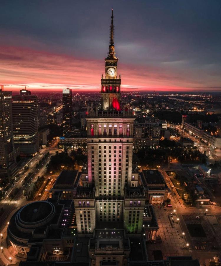 Gold 3 Metro X2 Wifi 300 Mbs 60'Tv Netflix Hbo Appletv+ Apartment Warsawa Bagian luar foto